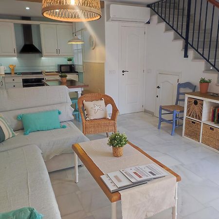 Casa Lola Conil, Azotea Al Mar Y Parking Solo Familias O Parejas Villa Конил-де-ла-Фронтера Екстериор снимка