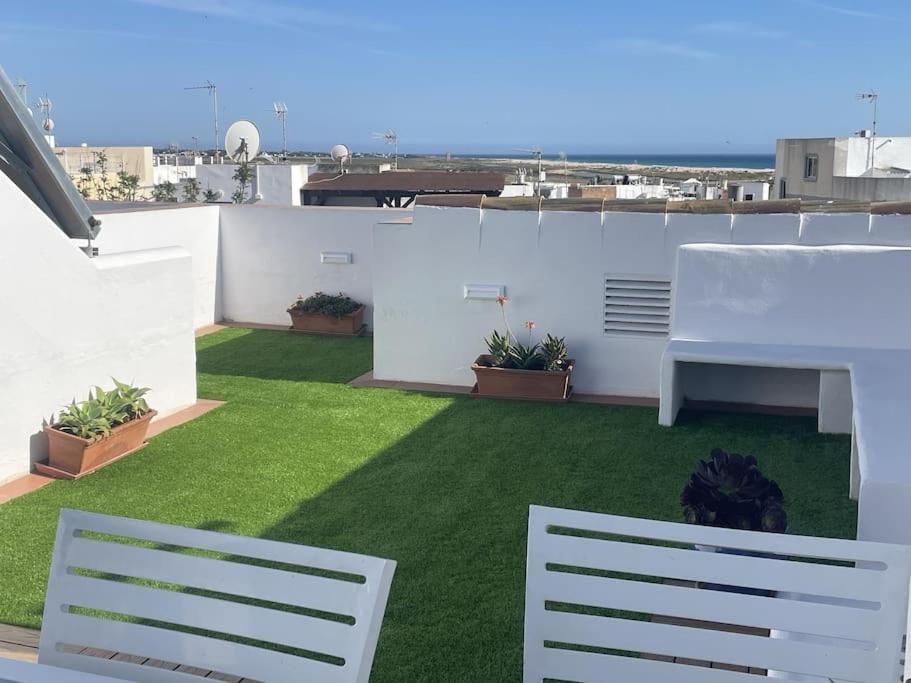 Casa Lola Conil, Azotea Al Mar Y Parking Solo Familias O Parejas Villa Конил-де-ла-Фронтера Екстериор снимка