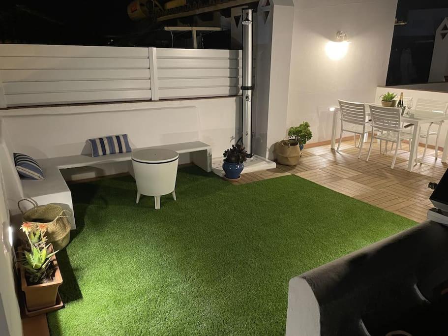 Casa Lola Conil, Azotea Al Mar Y Parking Solo Familias O Parejas Villa Конил-де-ла-Фронтера Екстериор снимка