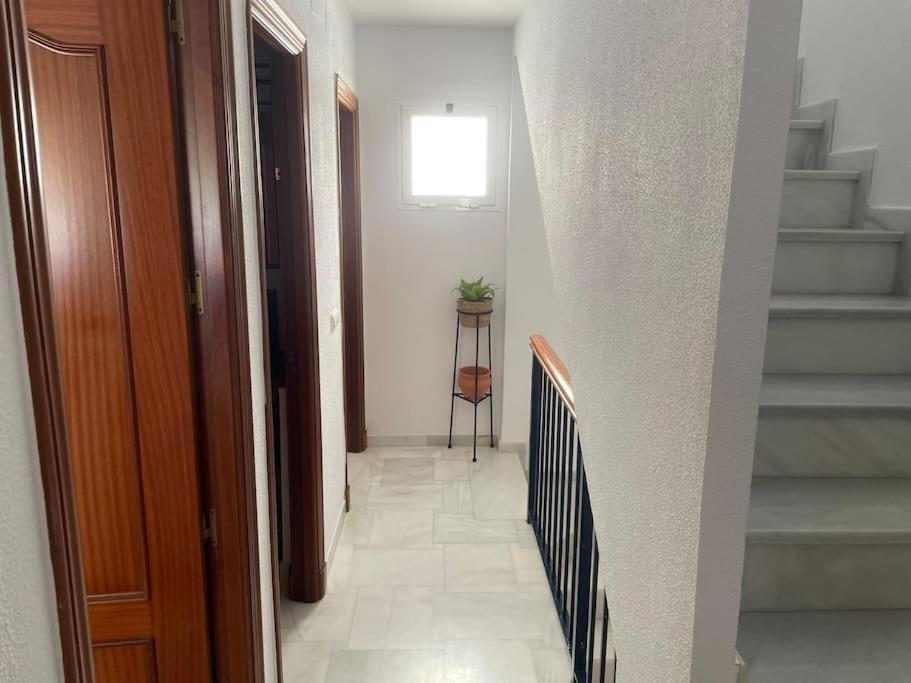 Casa Lola Conil, Azotea Al Mar Y Parking Solo Familias O Parejas Villa Конил-де-ла-Фронтера Екстериор снимка