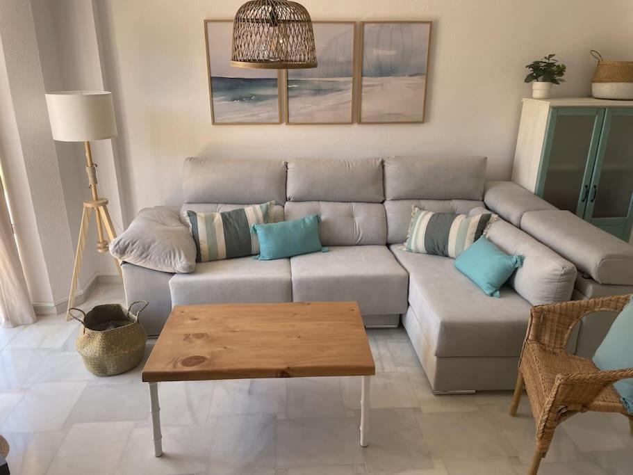Casa Lola Conil, Azotea Al Mar Y Parking Solo Familias O Parejas Villa Конил-де-ла-Фронтера Екстериор снимка