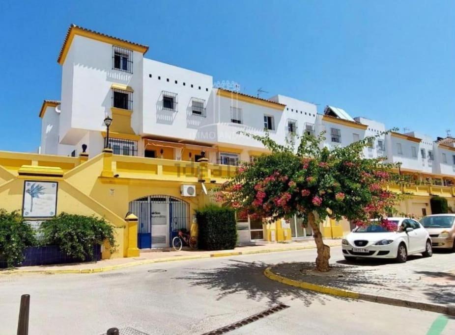 Casa Lola Conil, Azotea Al Mar Y Parking Solo Familias O Parejas Villa Конил-де-ла-Фронтера Екстериор снимка